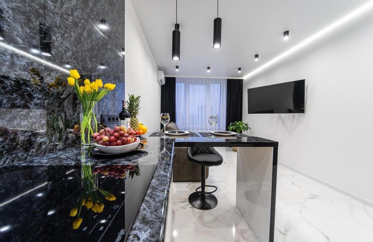 Новая Квартира С Авторским Ремонтом В Жк Seven Днепровская Набережная Kiev Exteriör bild
