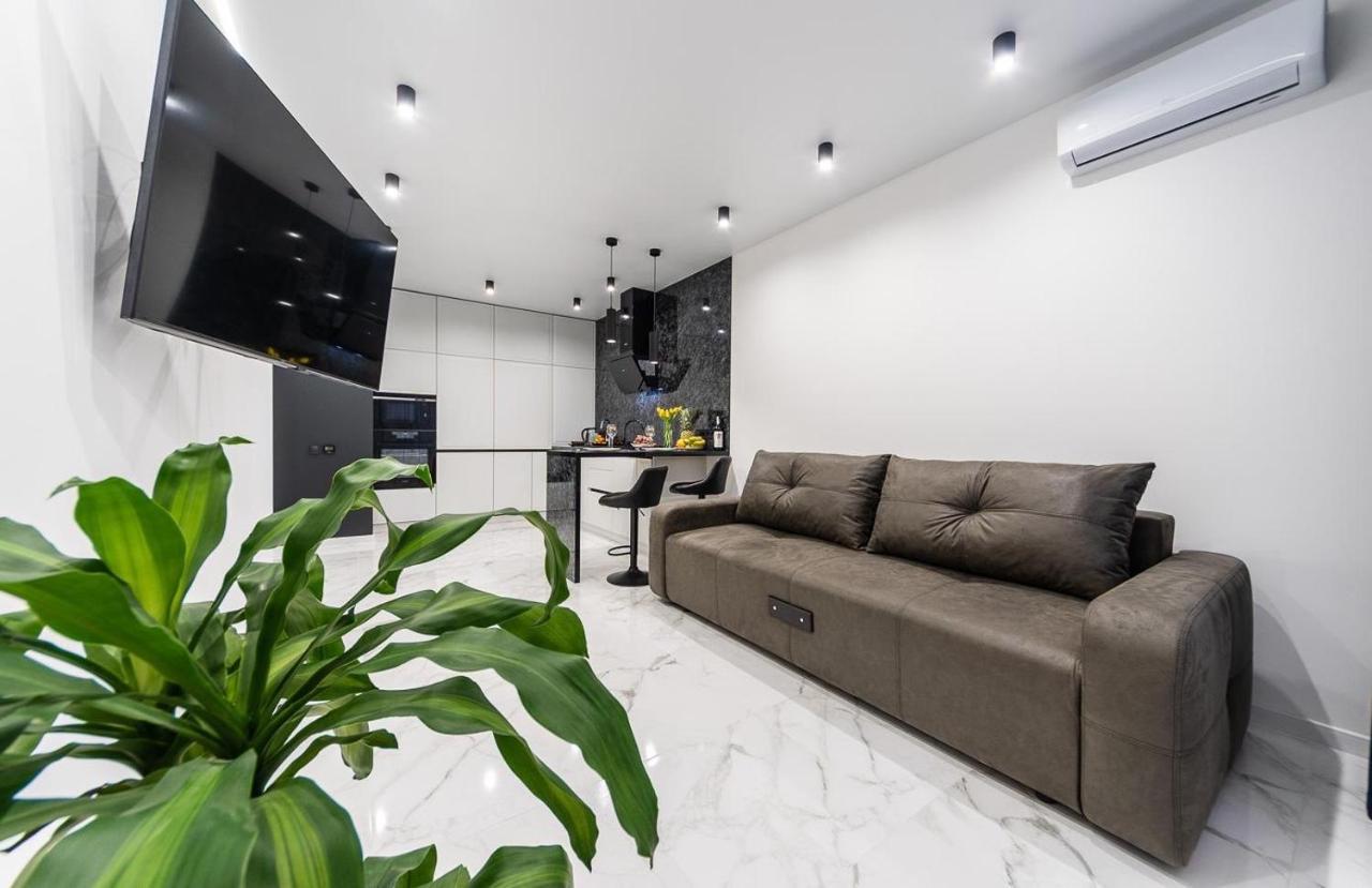 Новая Квартира С Авторским Ремонтом В Жк Seven Днепровская Набережная Kiev Exteriör bild